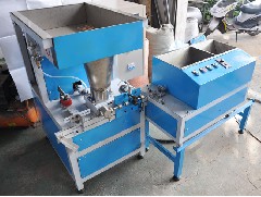 What should Guangdong automatic incense making machine do before dismantling the bearing?